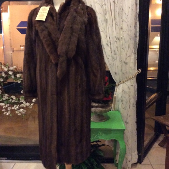 Full Length Mink Coat - Picture 1 of 1